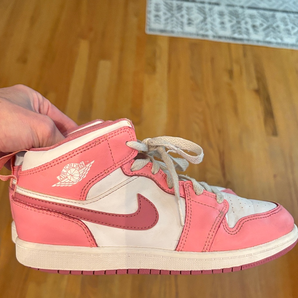 Nike Air Jordan 1 Valentine's Day Shoes Sneakers Pink White size 3